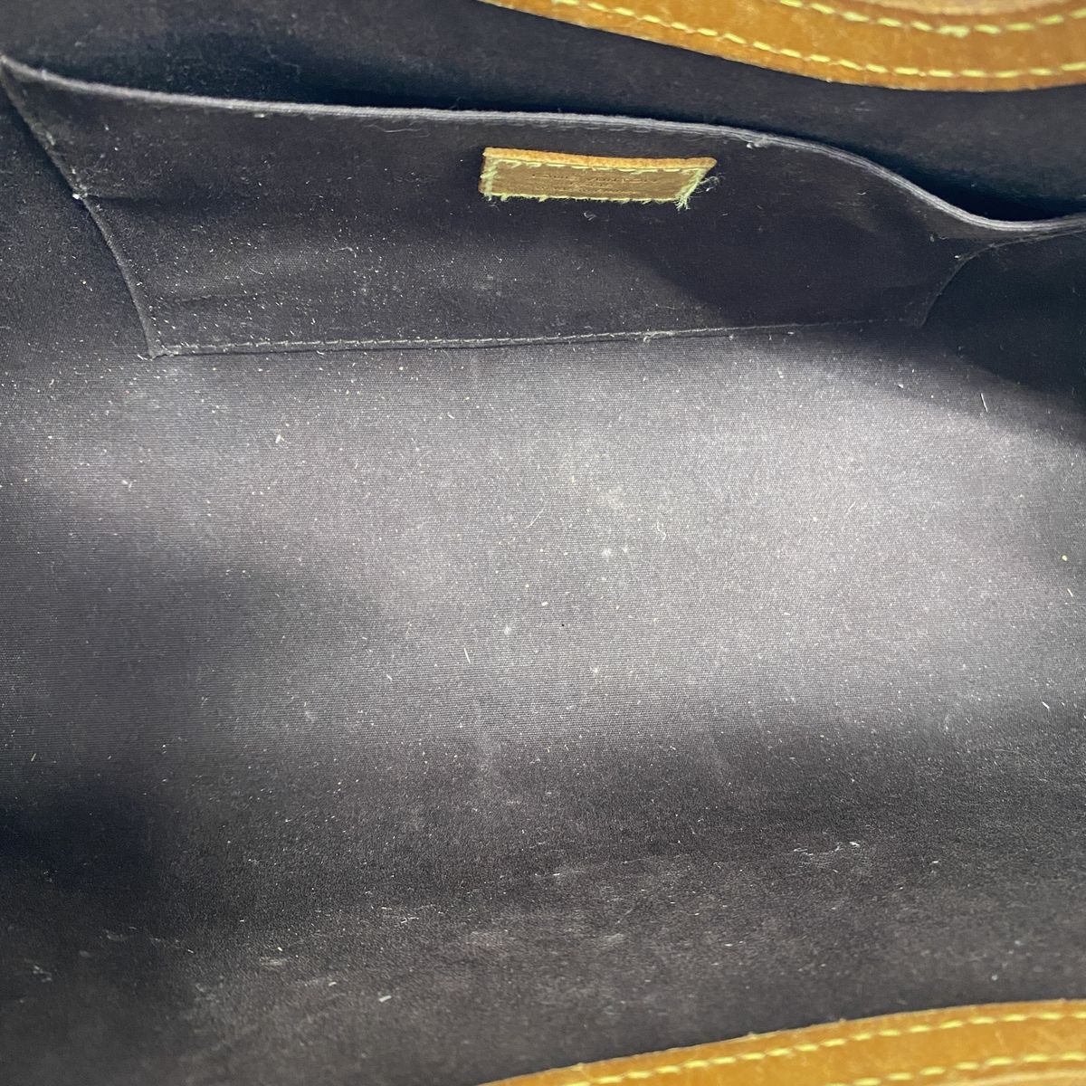 Louis Vuitton Handbag Vernis Roxbury Drive Amarante 2-Way Bag — view 4