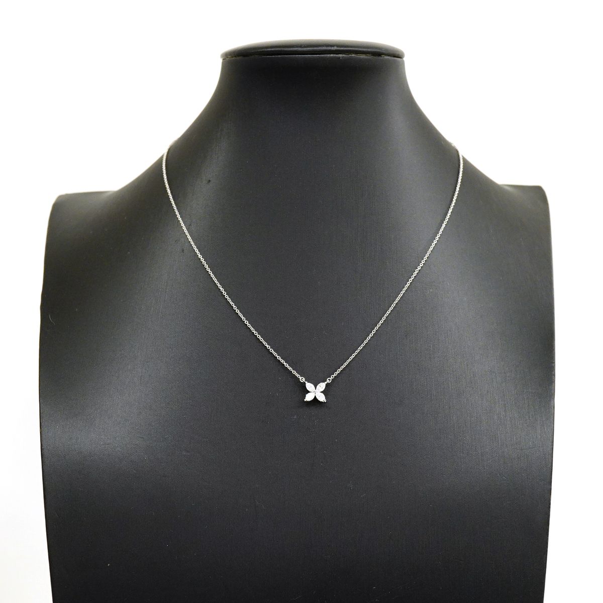 Tiffany & Co Necklace Victoria Small Platinum Diamond — view 6