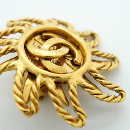 Chanel Earrings Vintage CC Logo Sun Motif Gold Plated — view 8