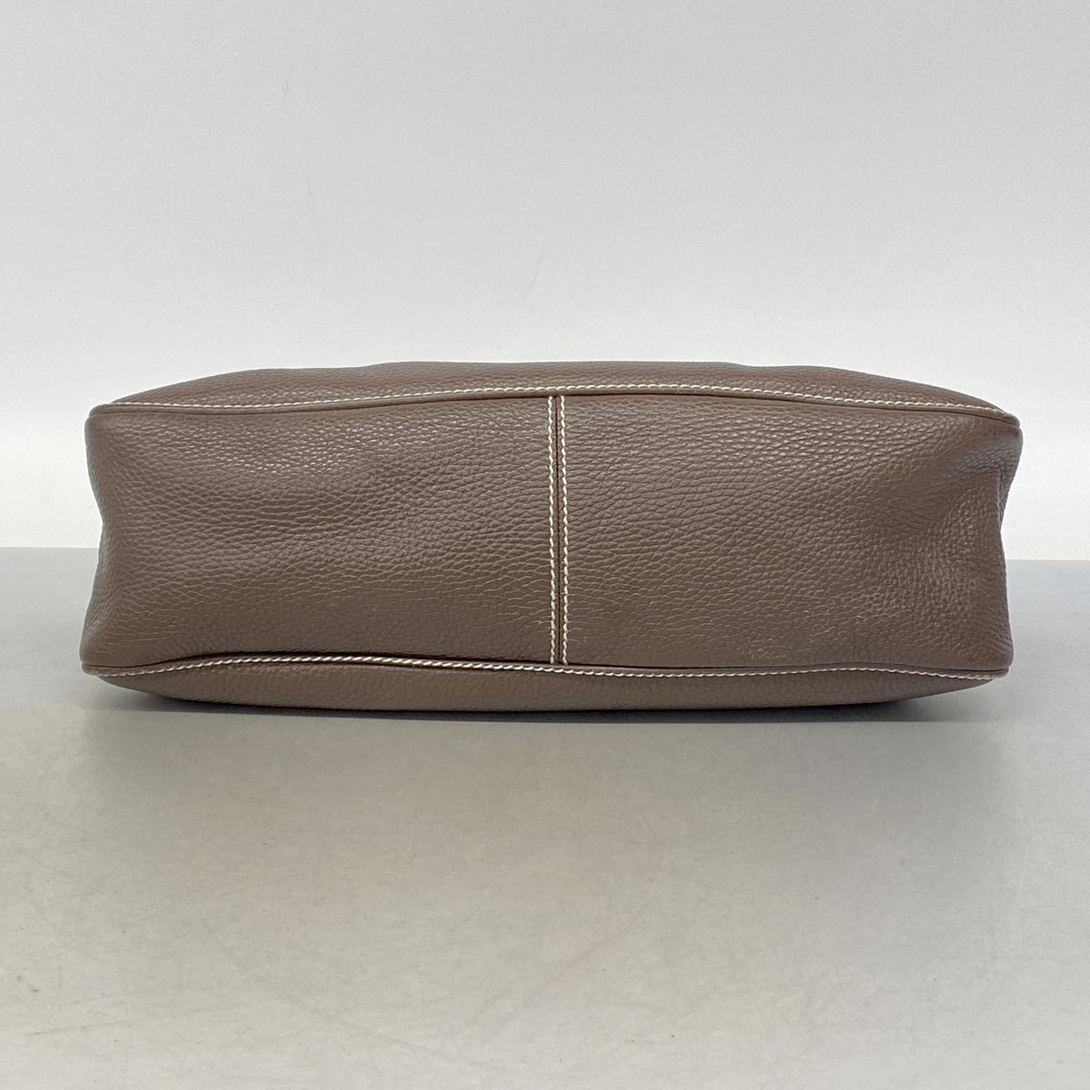 Chanel Shoulder Bag Leather Brown Silver — view 3