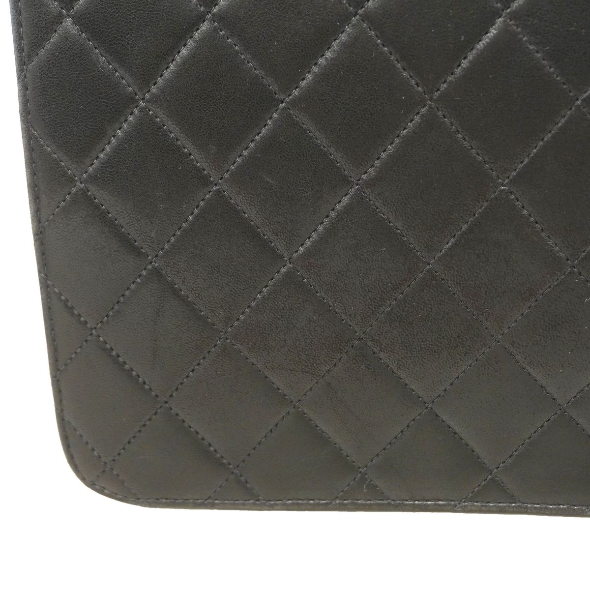 Chanel Shoulder Bag Quilted Lambskin Black — view 8