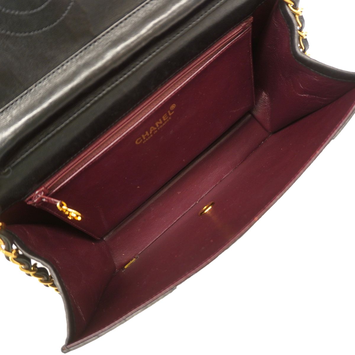 Chanel Shoulder Bag Quilted Lambskin Black — view 4