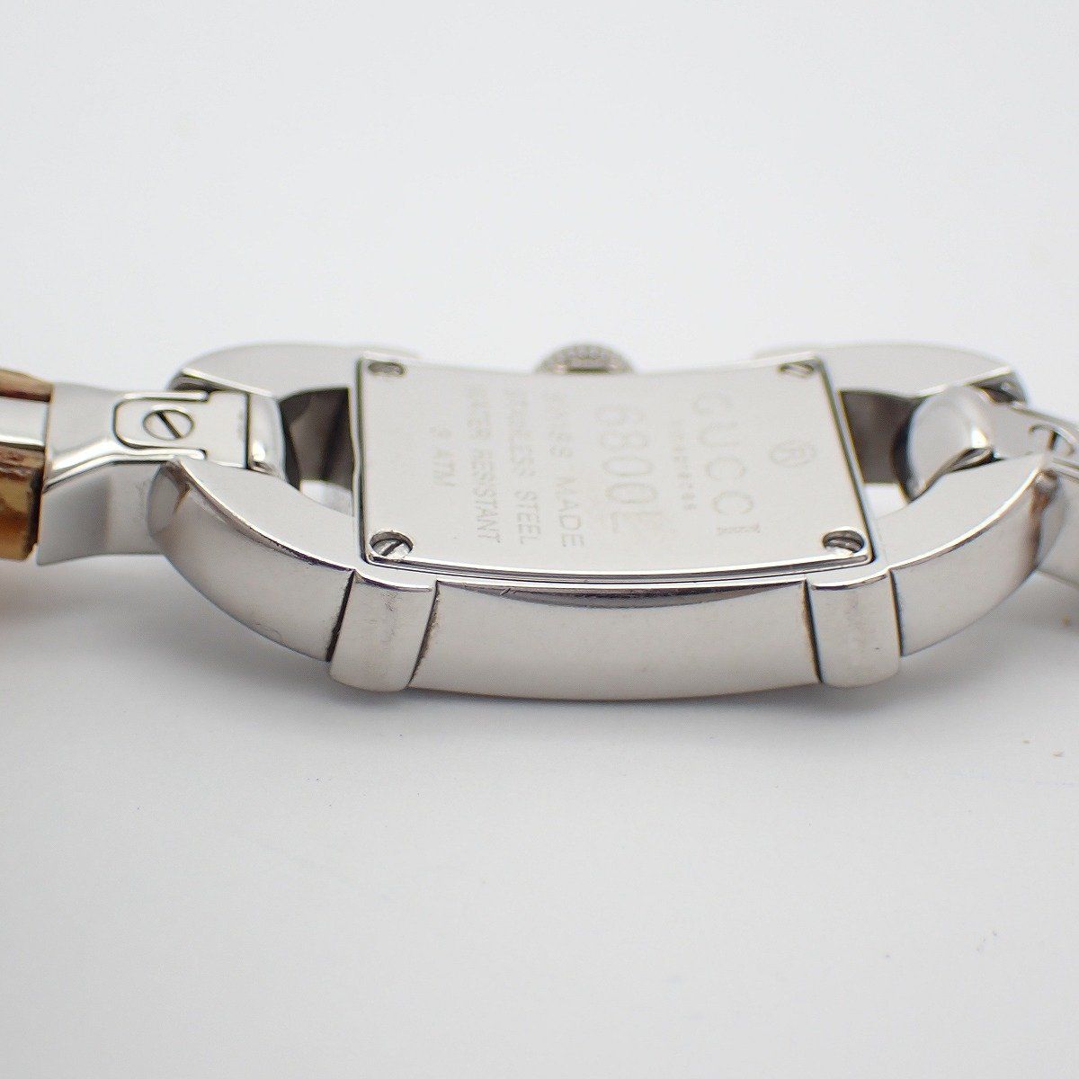 Gucci L Bangle Watch Quartz Black Dial Bamboo Strap — view 8