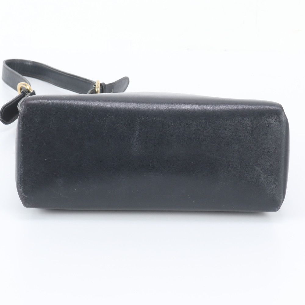 Gucci Vintage Turnlock Leather Shoulder Bag — view 6