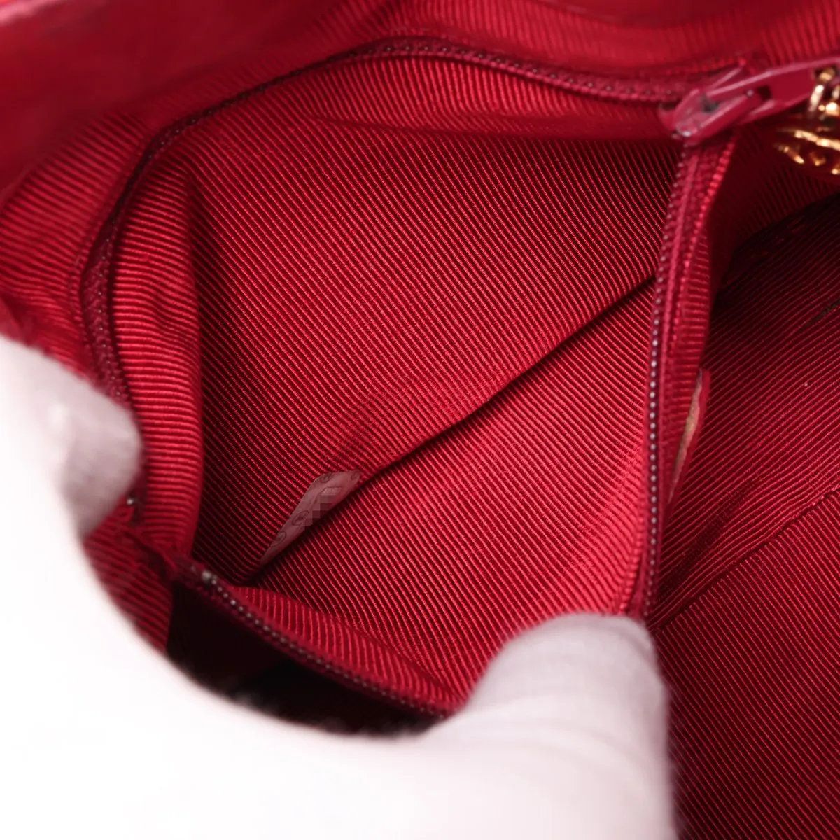 Chanel Quilted Lambskin Leather Shoulder Bag Crossbody Drawstring — view 8