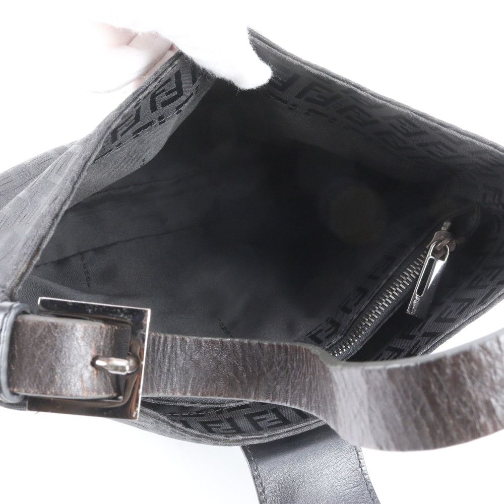 Fendi Zucchino Mamma Bucket Leather Shoulder Bag Hand Black — view 8