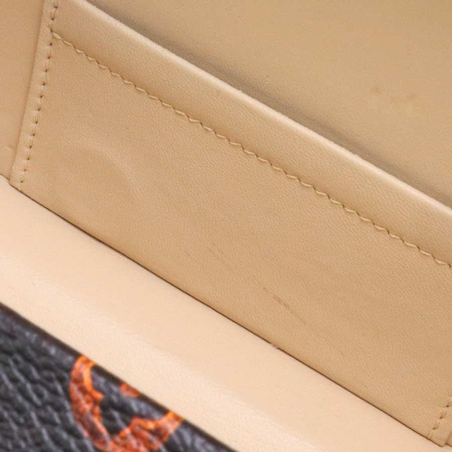 Louis Vuitton Shoulder Bag Cat Glam Petite Malle NM — view 7
