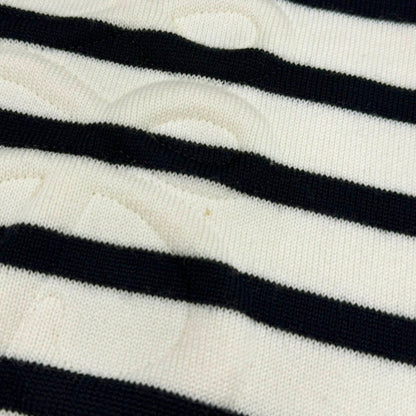 Loewe Anagram Embossed Beau Dark Lopped Knit Sweater White Navy — view 7