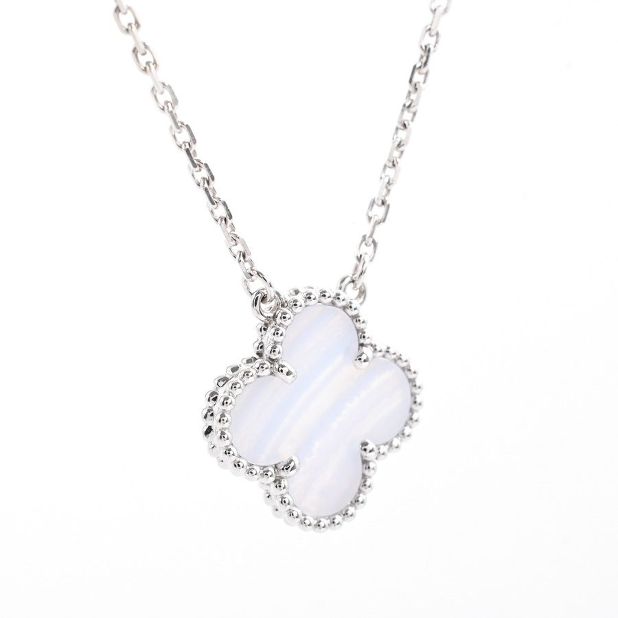 Van Cleef & Arpels Necklace Vintage Alhambra — view 2