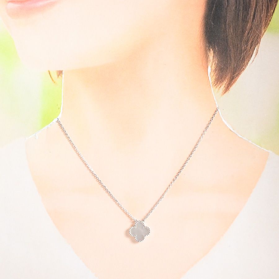 Van Cleef & Arpels Necklace Vintage Alhambra — view 5