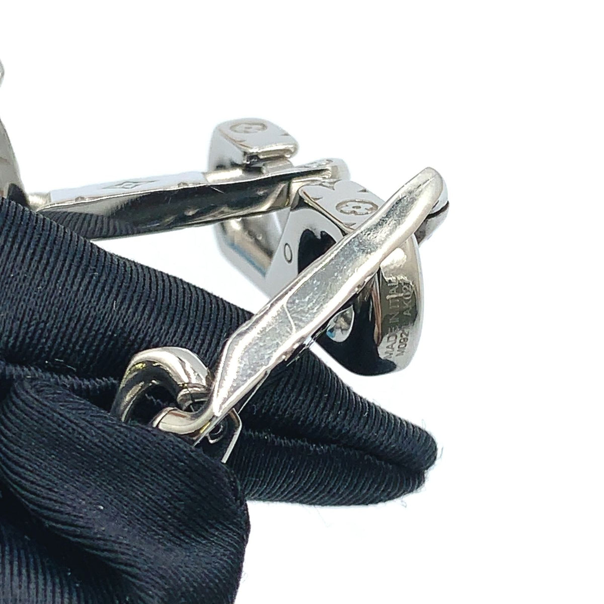 Louis Vuitton Tide Up Metal Silver Bracelet — view 7