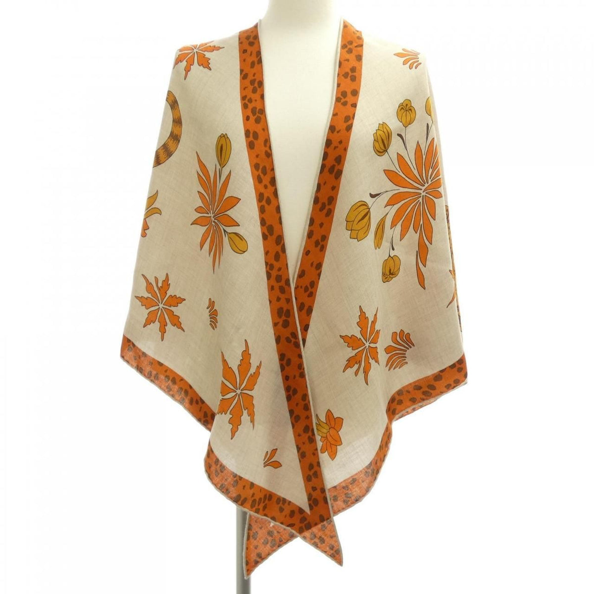 Hermes les Leopards Triangle Jean Shawl Scarf