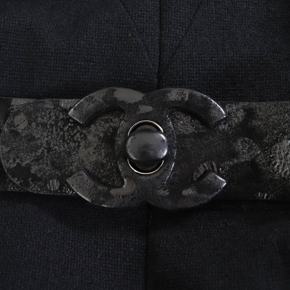 Chanel Lining Silk 100% Big CC Logo Buckle with Belt Long Sleeve Wool Dress — view 5