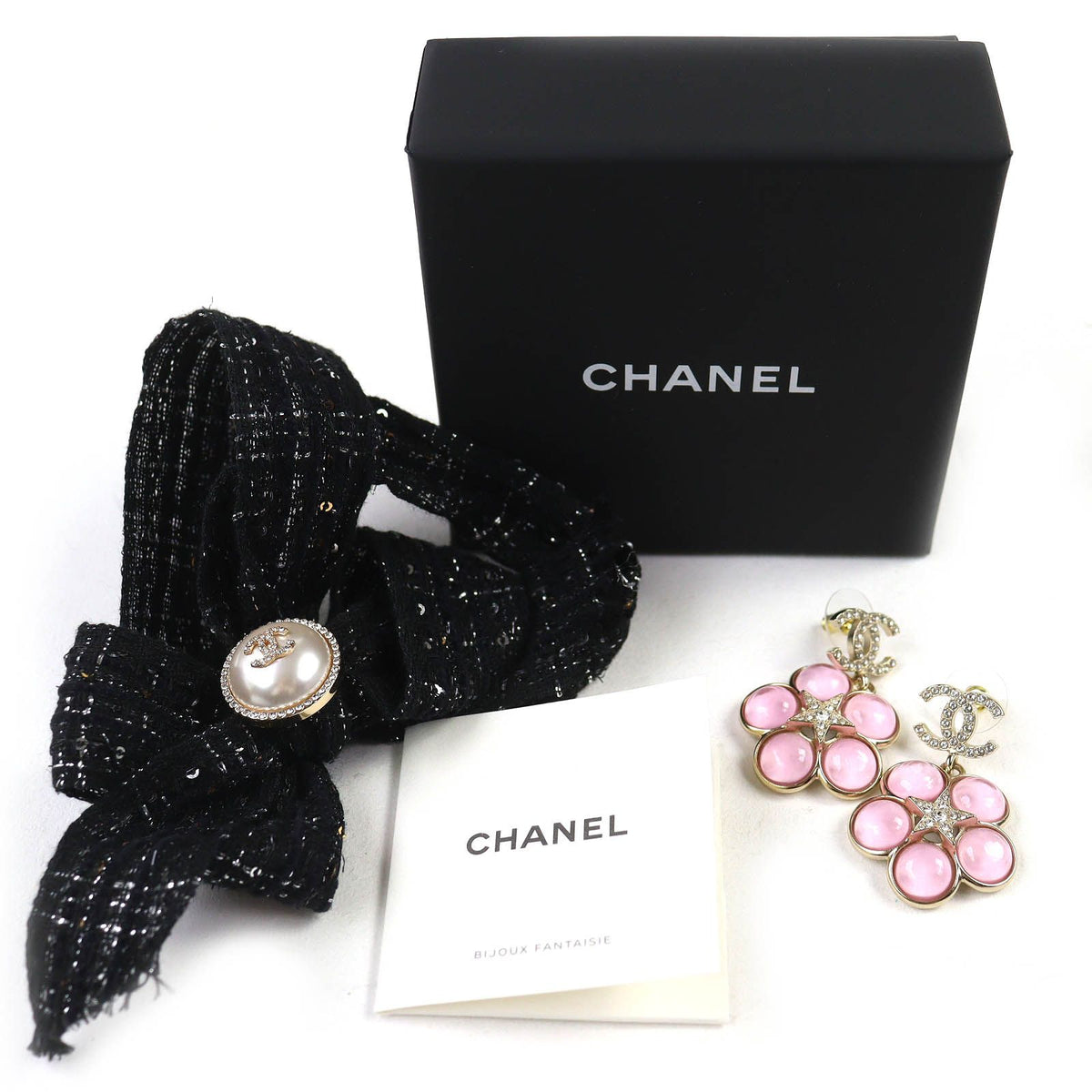 Chanel CC Logo Rhinestone Star Flower Earrings for Both Ears Pink Gold — view 2
