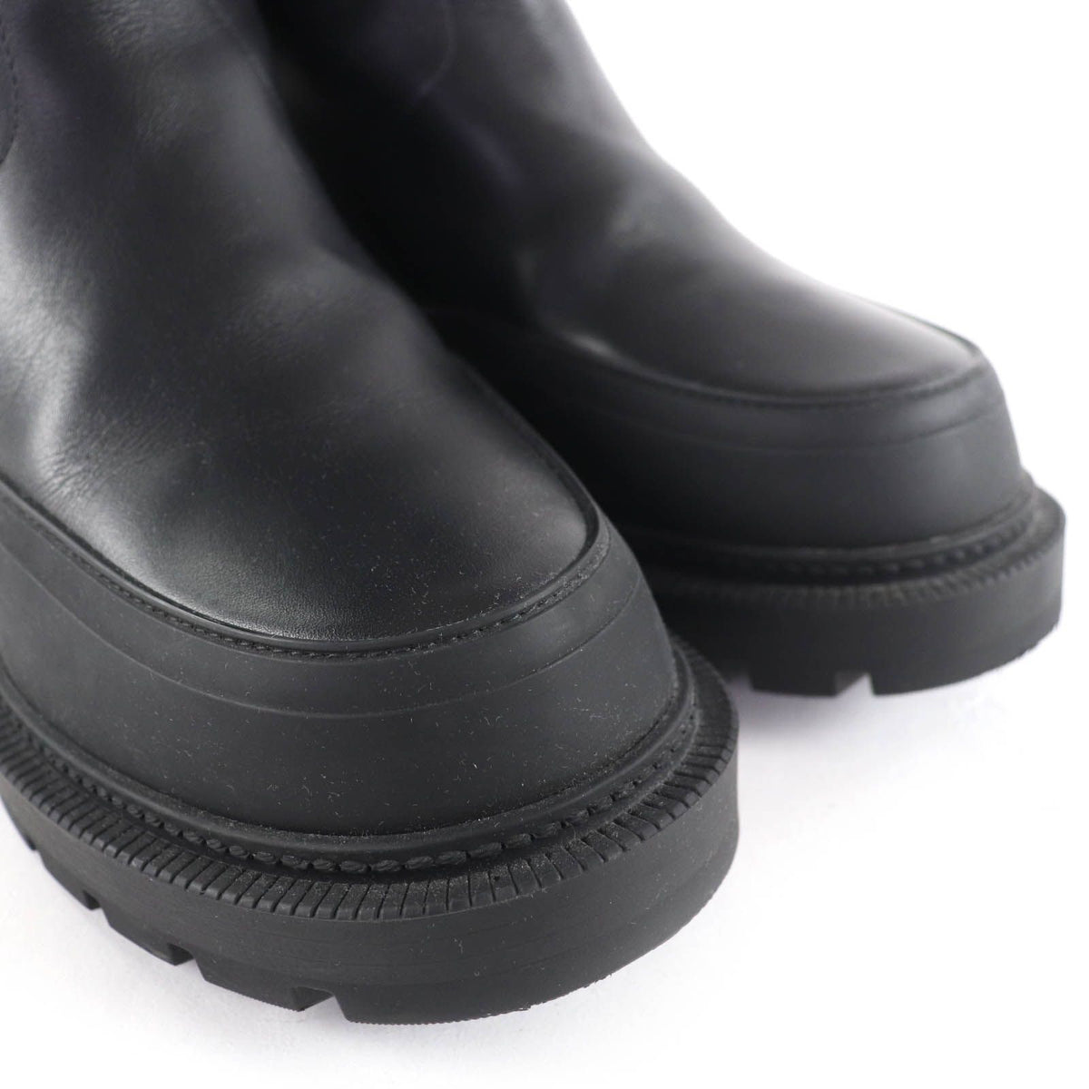 Dior Empreinte CD Logo Leather Short Boots Black — view 8