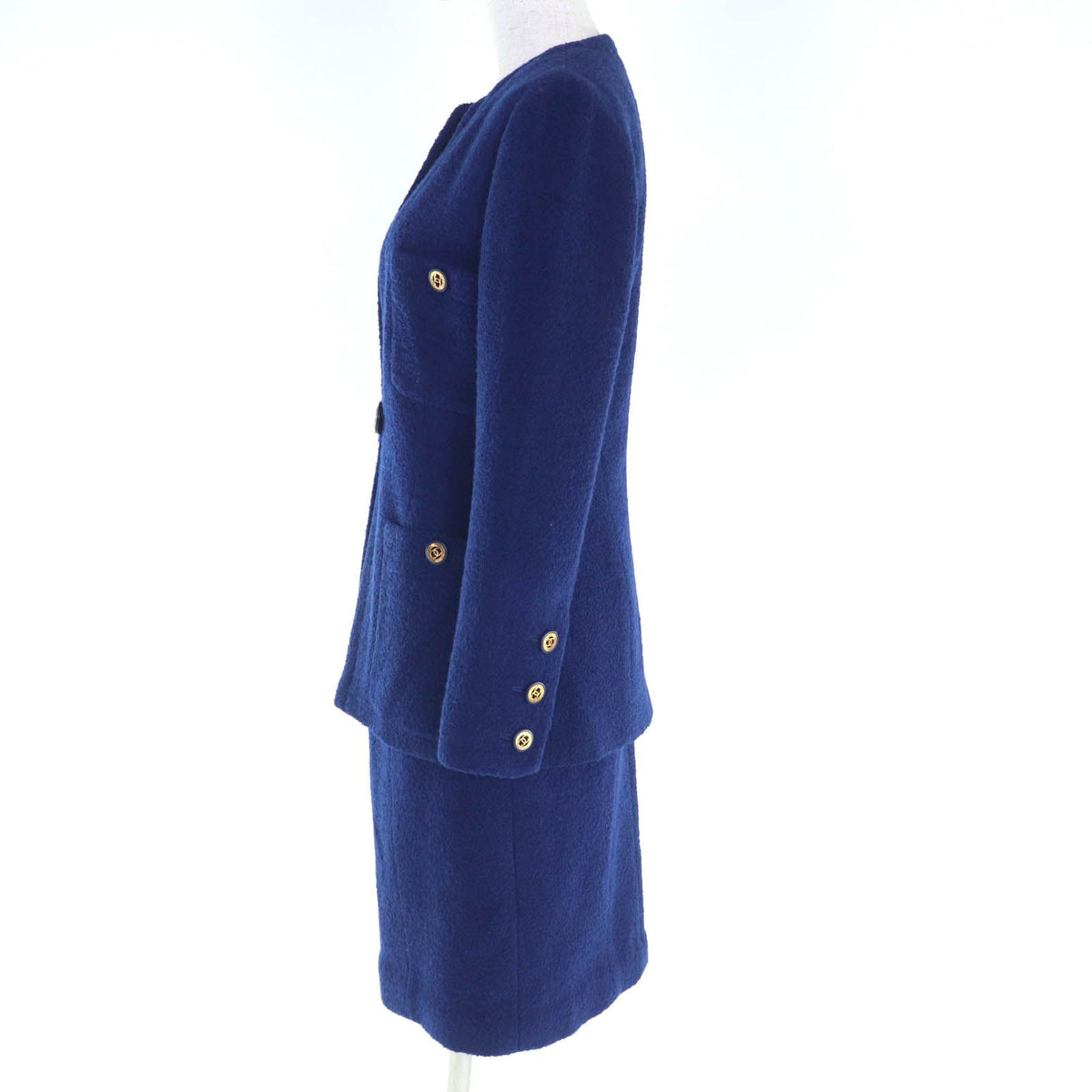Chanel Boutique Vintage Lining Silk 100% CC Logo Buttoned Pile Suit 36 — view 2