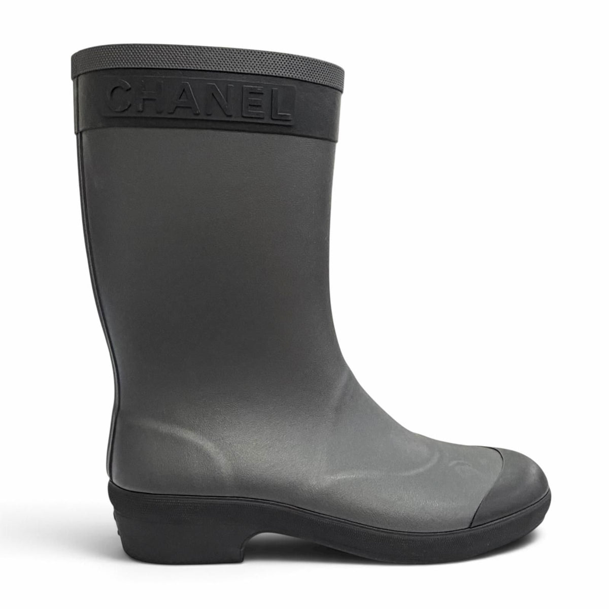 Chanel Rubber CC Logo Side Rain Boots Short Black — view 7