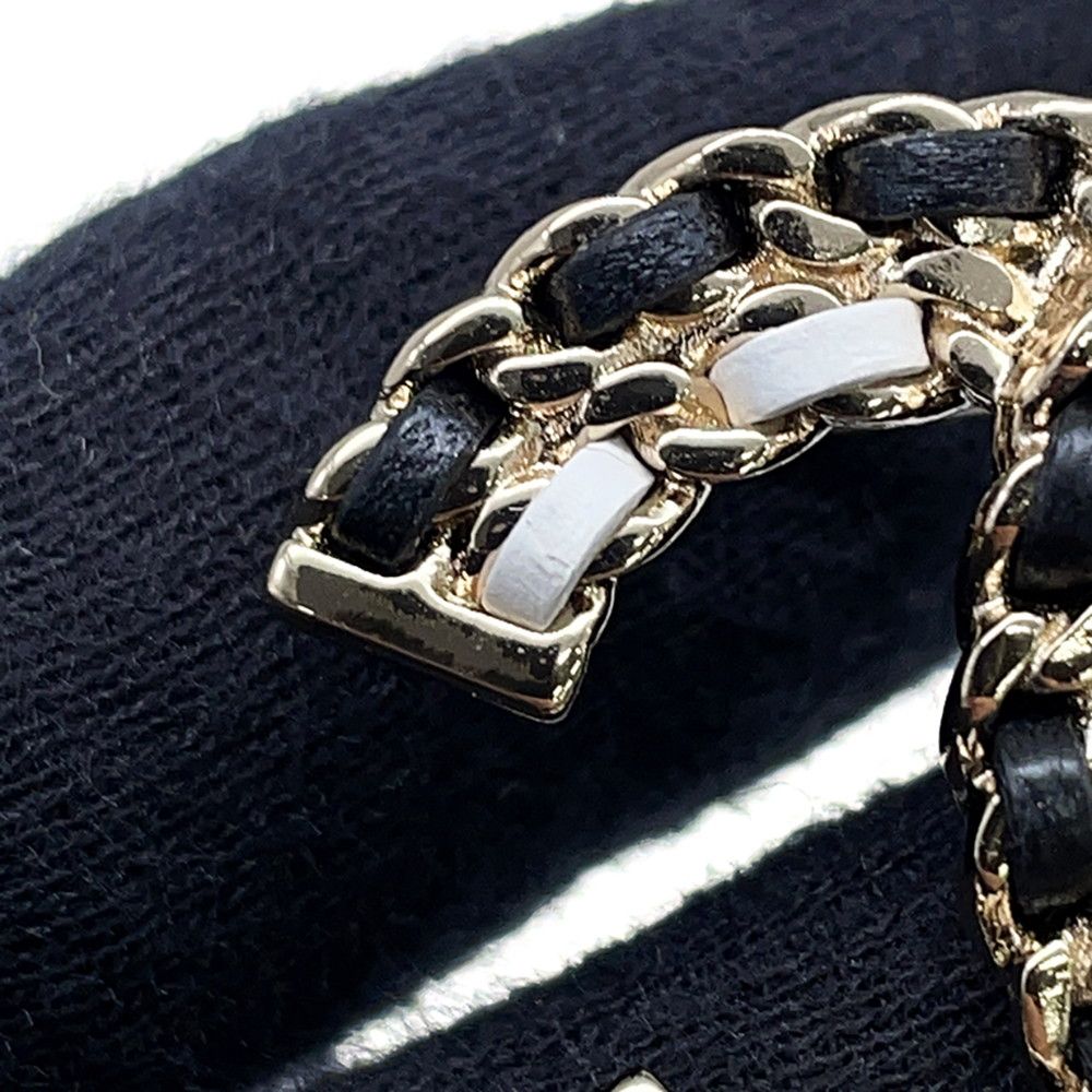 Chanel Brooch CC Logo Leather Black White — view 5