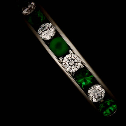 Tiffany & Co Ring Emerald Diamond Platinum — view 6