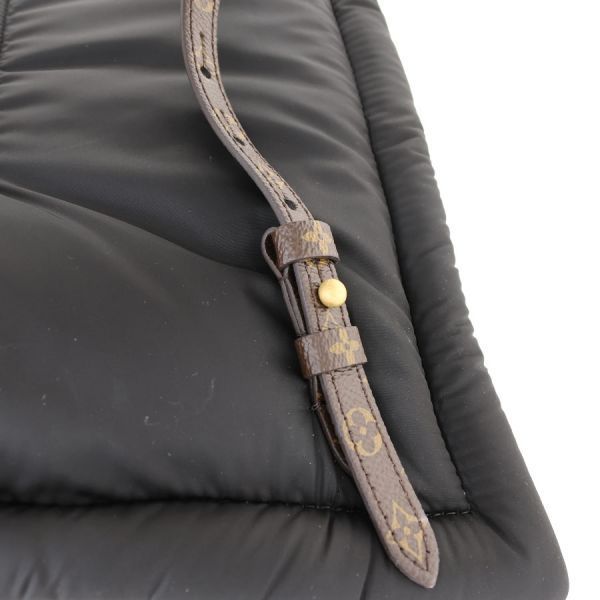 Louis Vuitton LV Pillowbackpack Clutch — view 6