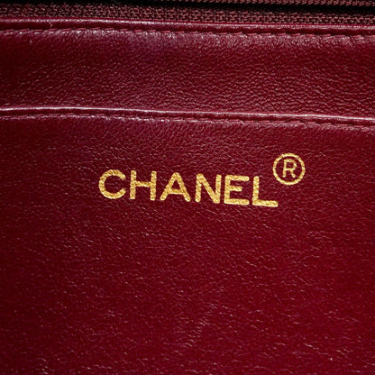 Chanel Shoulder Bag Diana Lambskin Black Gold — view 5