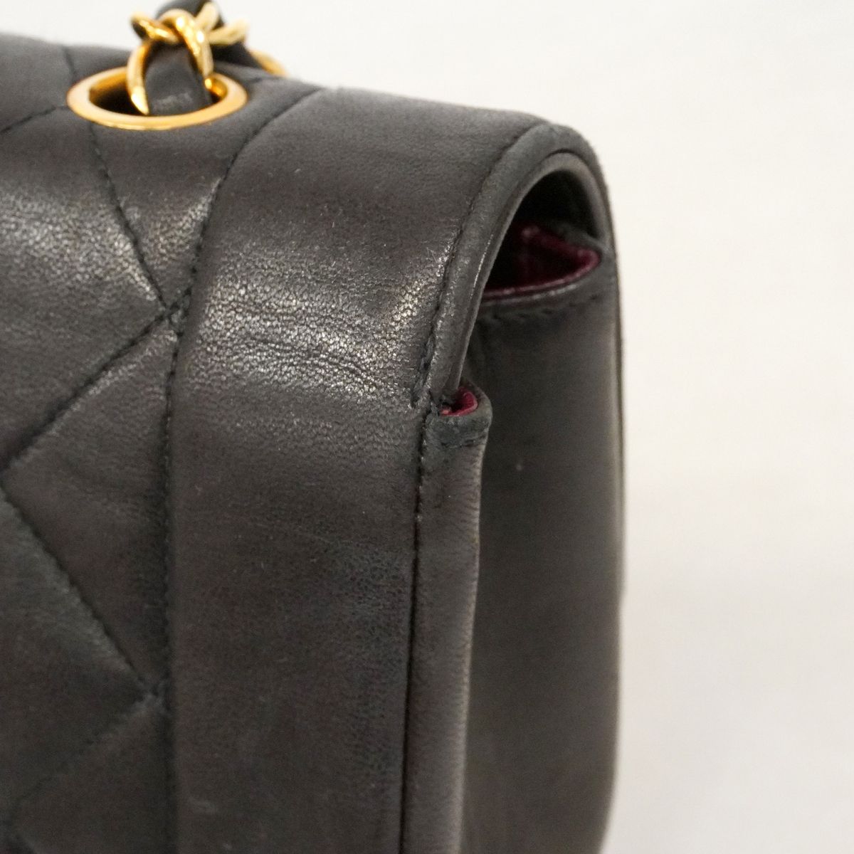 Chanel Shoulder Bag Diana Lambskin Black Gold — view 7