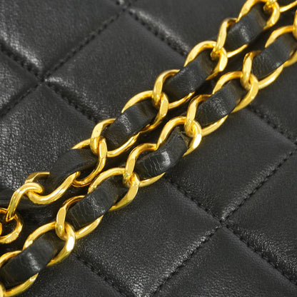 Chanel Shoulder Bag Diana Lambskin Black Gold — view 8