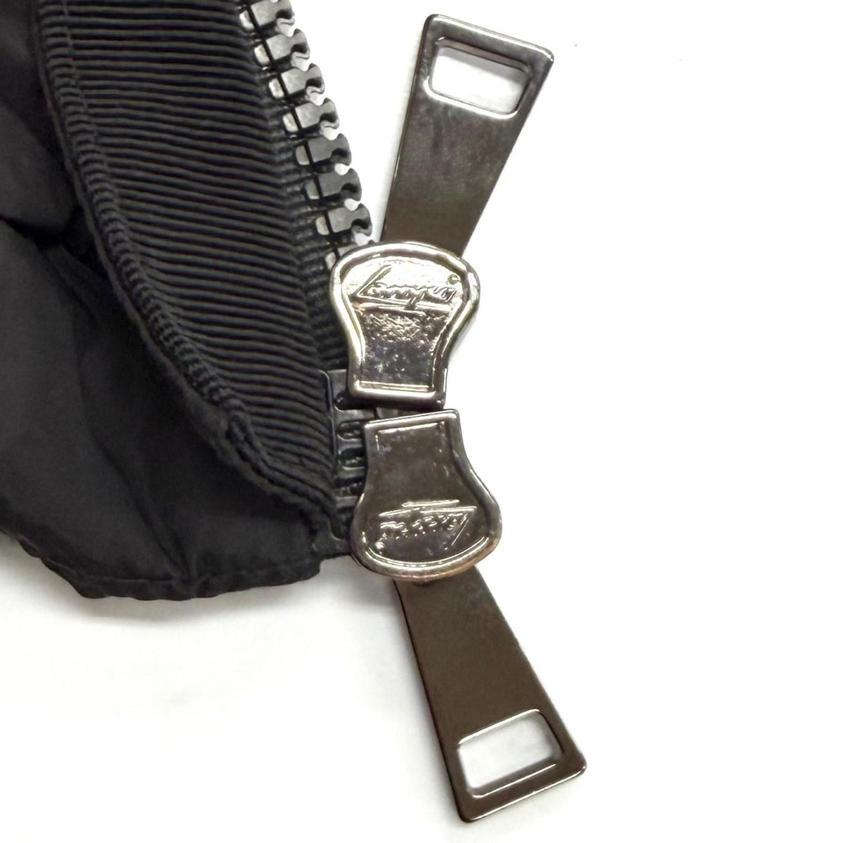 Moncler Flammette Logo Patch Hooded Zip UP Down Coat Black — view 8