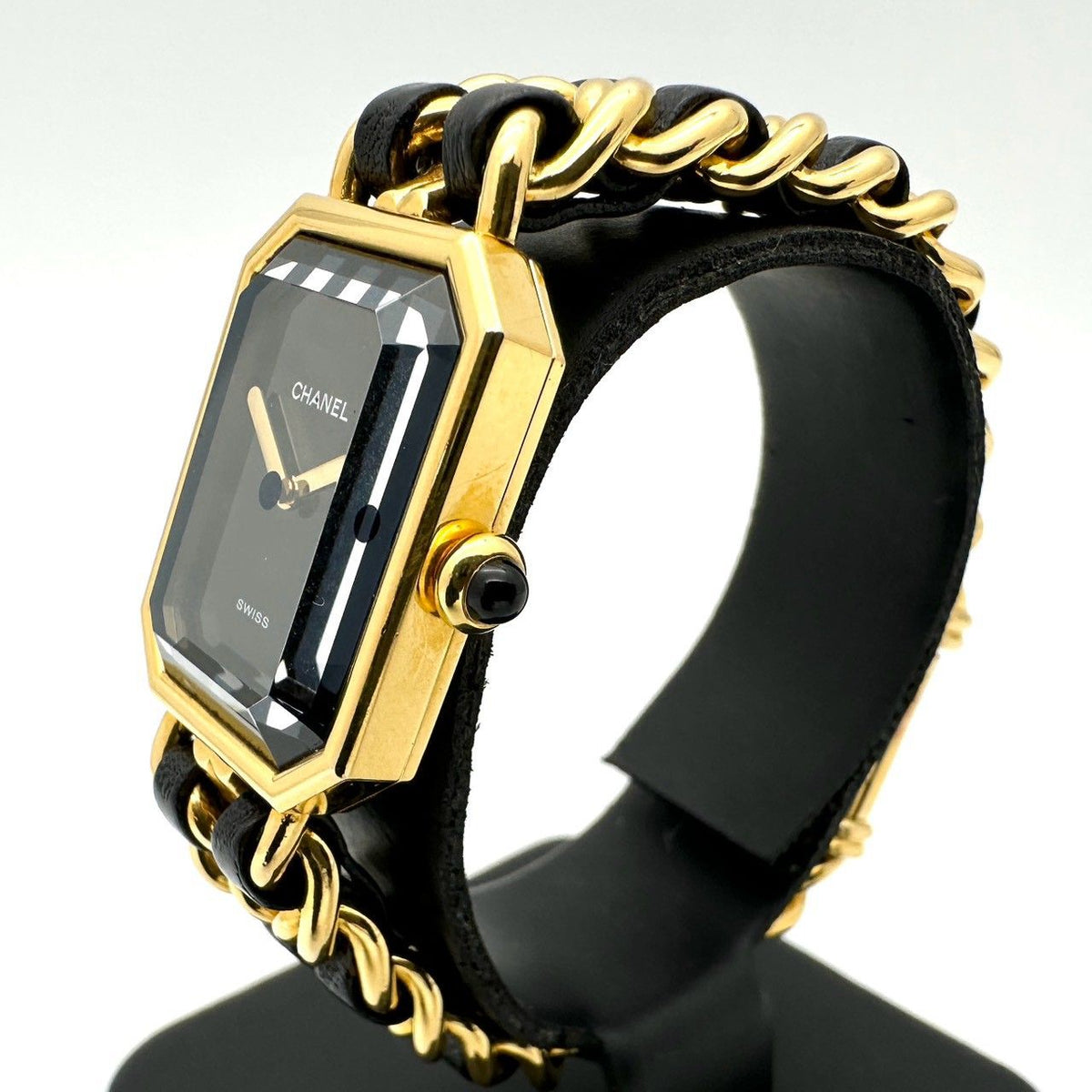Chanel Premiere M Watch Gold Black — view 2