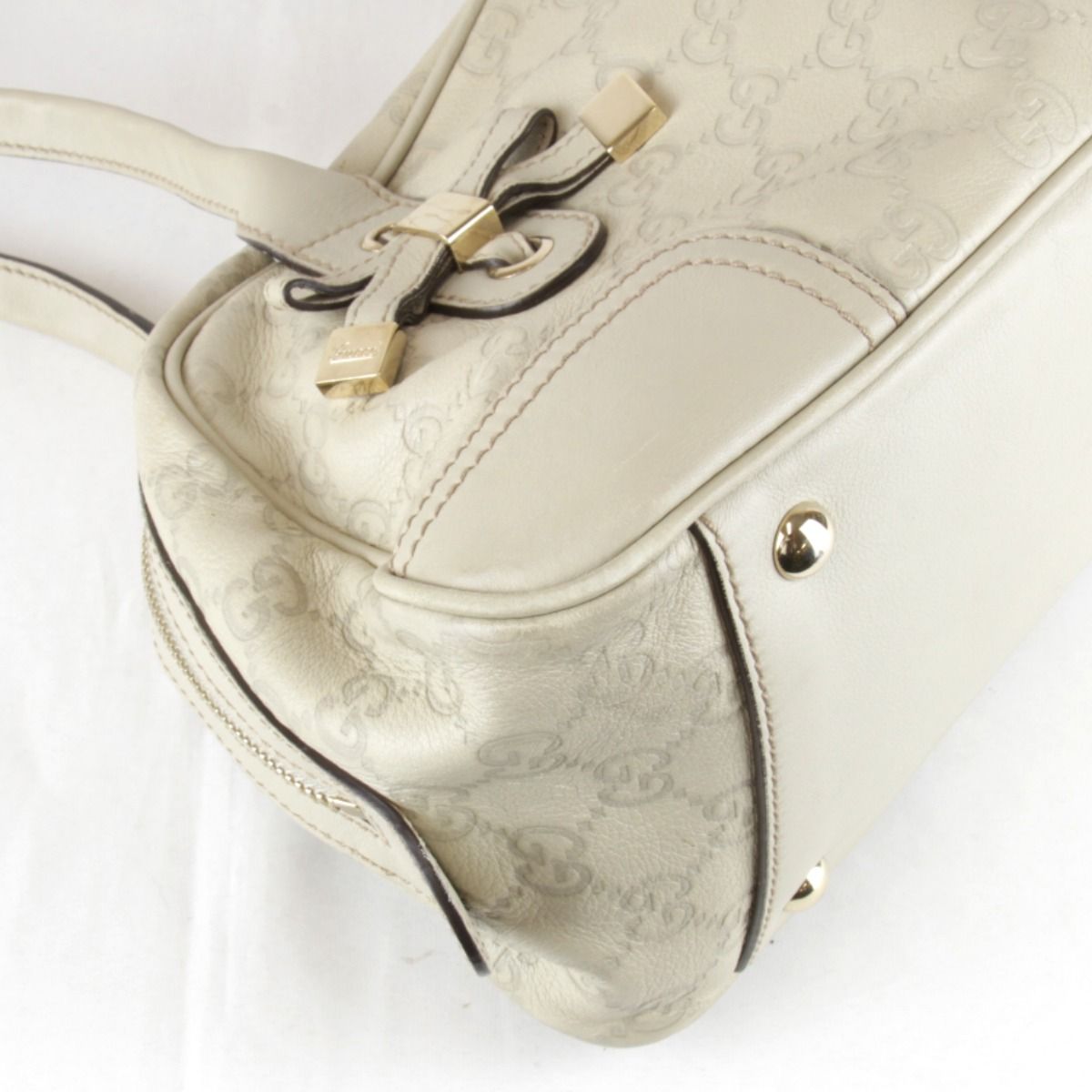 Gucci Guccissima Princy Handbag Leather Ivory — view 3
