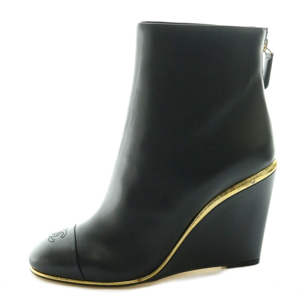 Chanel CC Logo Wedge Sole Boots Short Leather 38C Black
