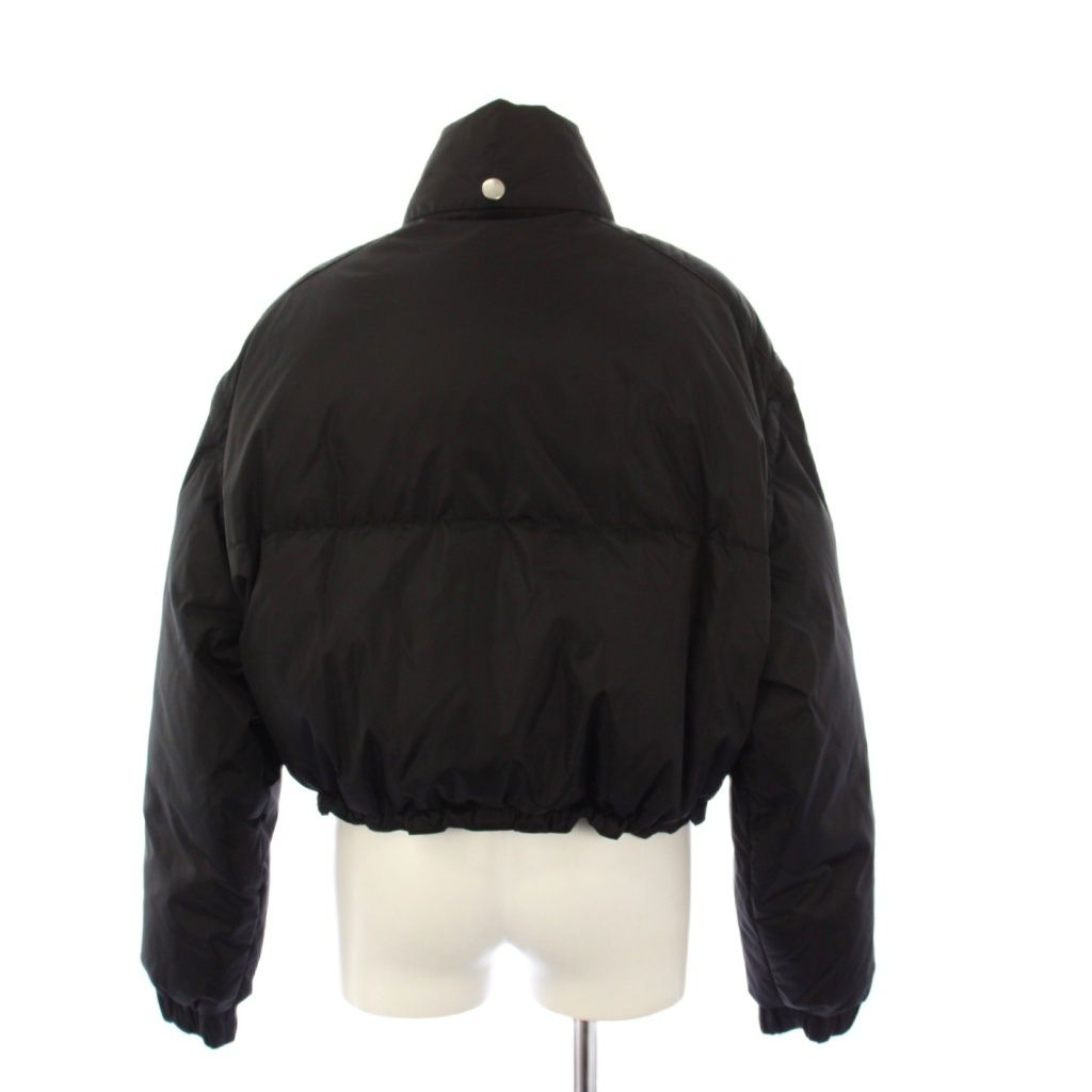 Prada Re-Nylon Triangle Logo Down Jacket Cropped Length Black 40 — view 3