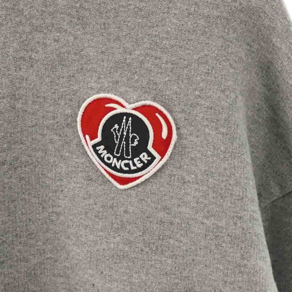 Moncler Hoodie Heart Patch Sweatshirt Brushed Lining Gray L — view 3