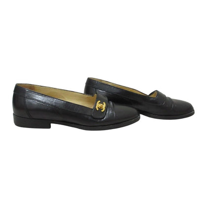 Chanel Vintage Turnlock CC Logo Leather Loafers Flat Pumps Black — view 3