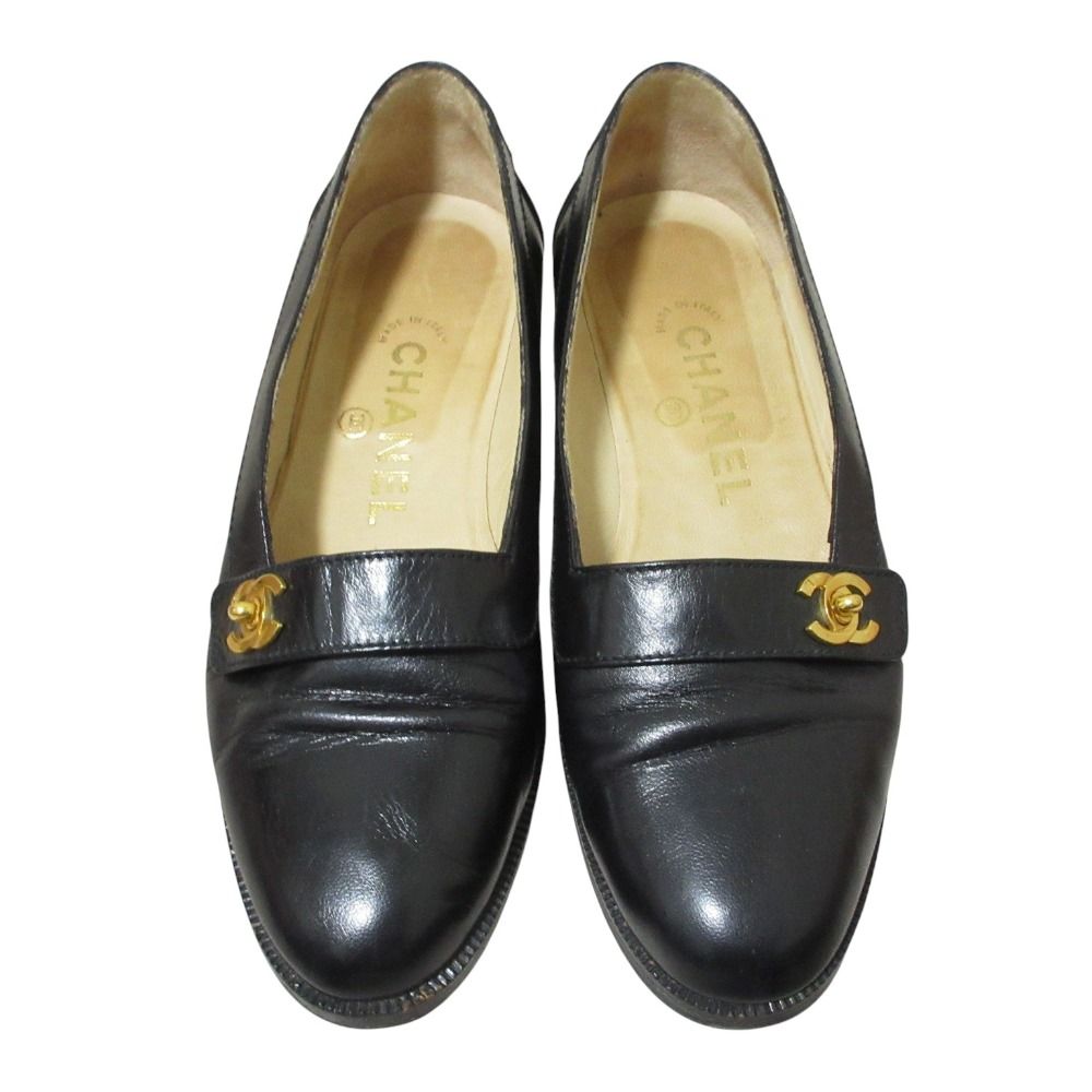 Chanel Vintage Turnlock CC Logo Leather Loafers Flat Pumps Black — view 5