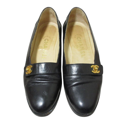 Chanel Vintage Turnlock CC Logo Leather Loafers Flat Pumps Black — view 5