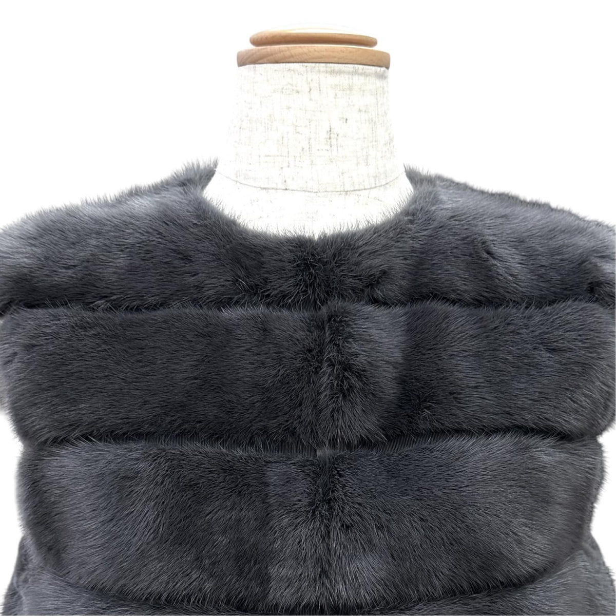 Fendi Mink Long Vest Sleeveless Coat Gray IT 38 — view 2