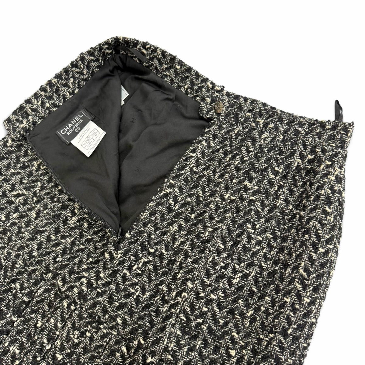 Chanel Vintage 97A Wool Coco Buttons Mixed Tweed Skirt Suit Set Black Total FR — view 7