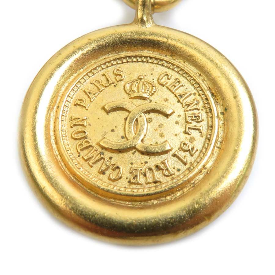 Chanel Brooch CC Logo — view 4
