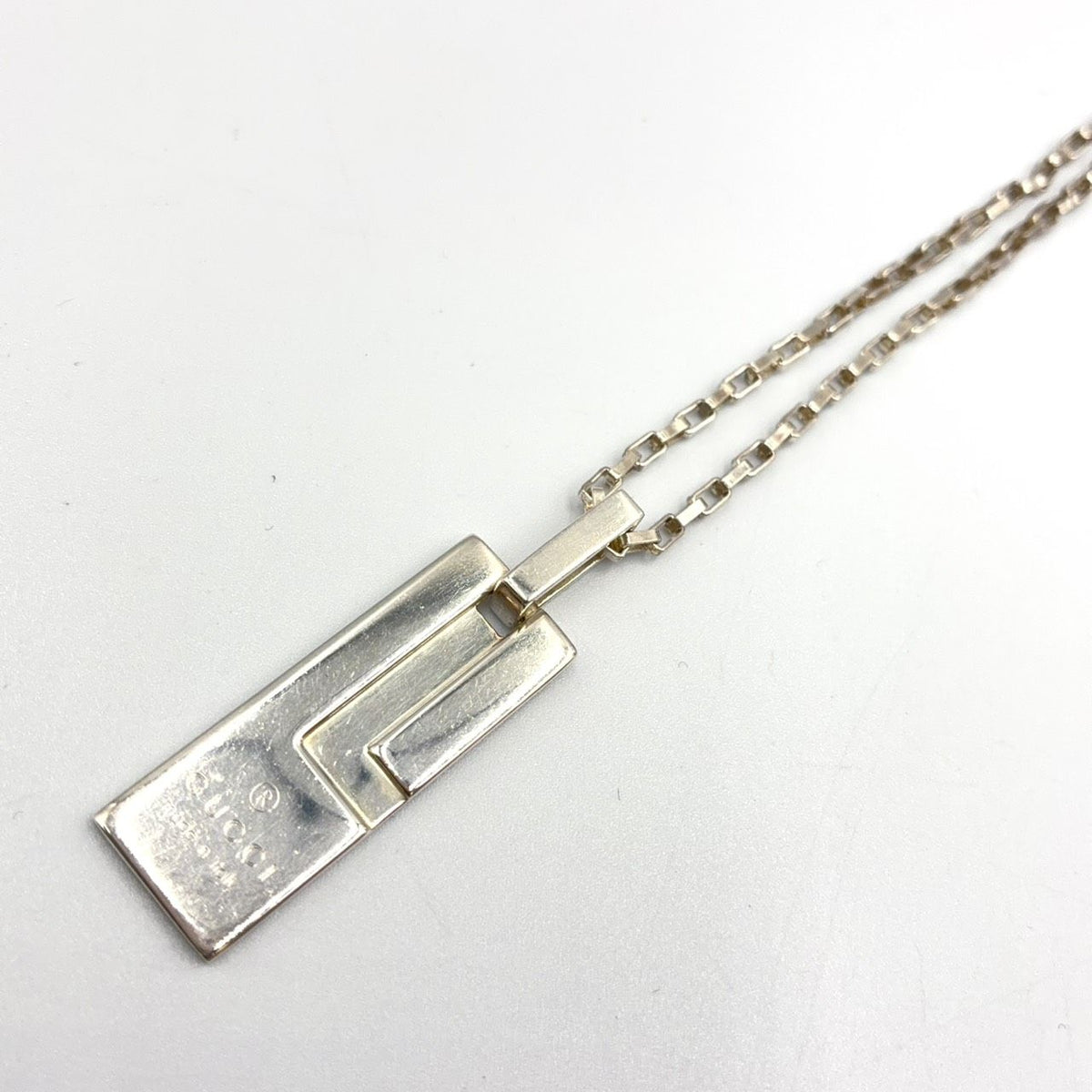 Gucci G Logo Plate Silver Necklace