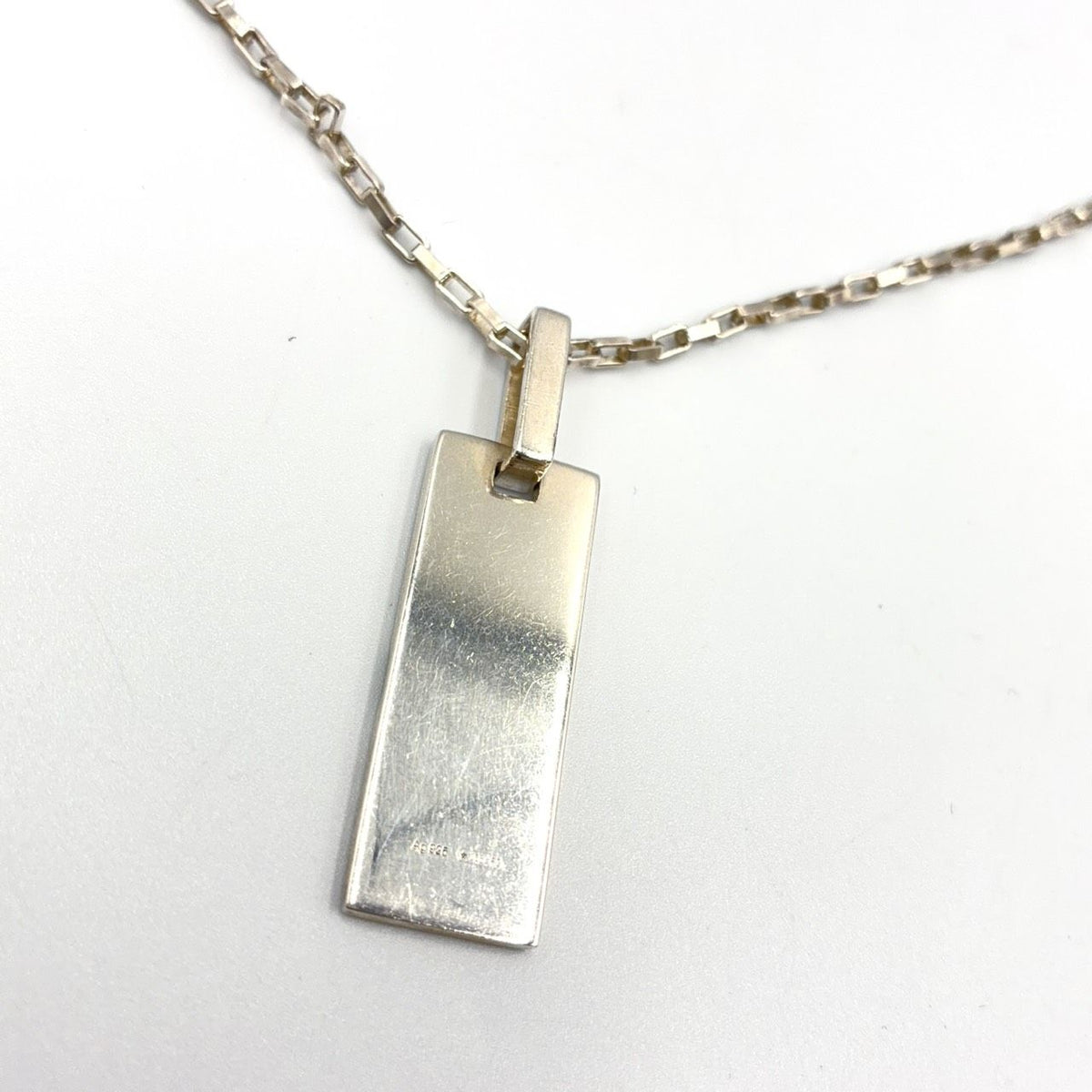 Gucci G Logo Plate Silver Necklace — view 3
