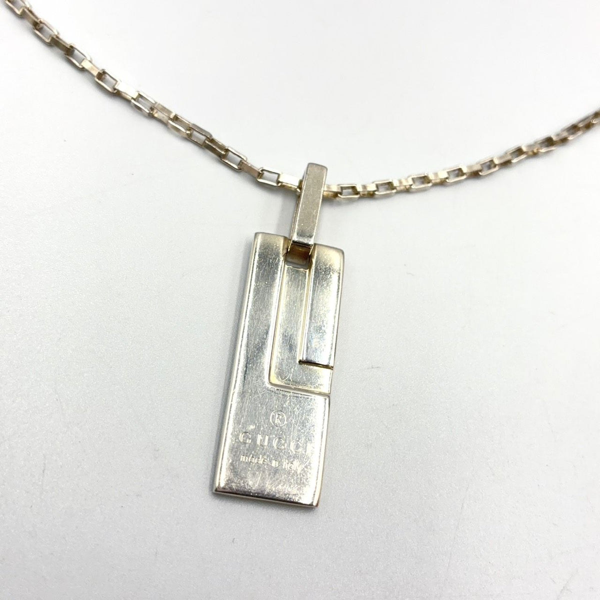 Gucci G Logo Plate Silver Necklace — view 2