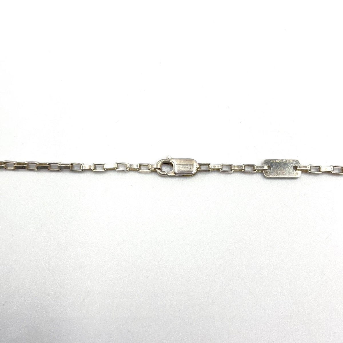 Gucci G Logo Plate Silver Necklace — view 6