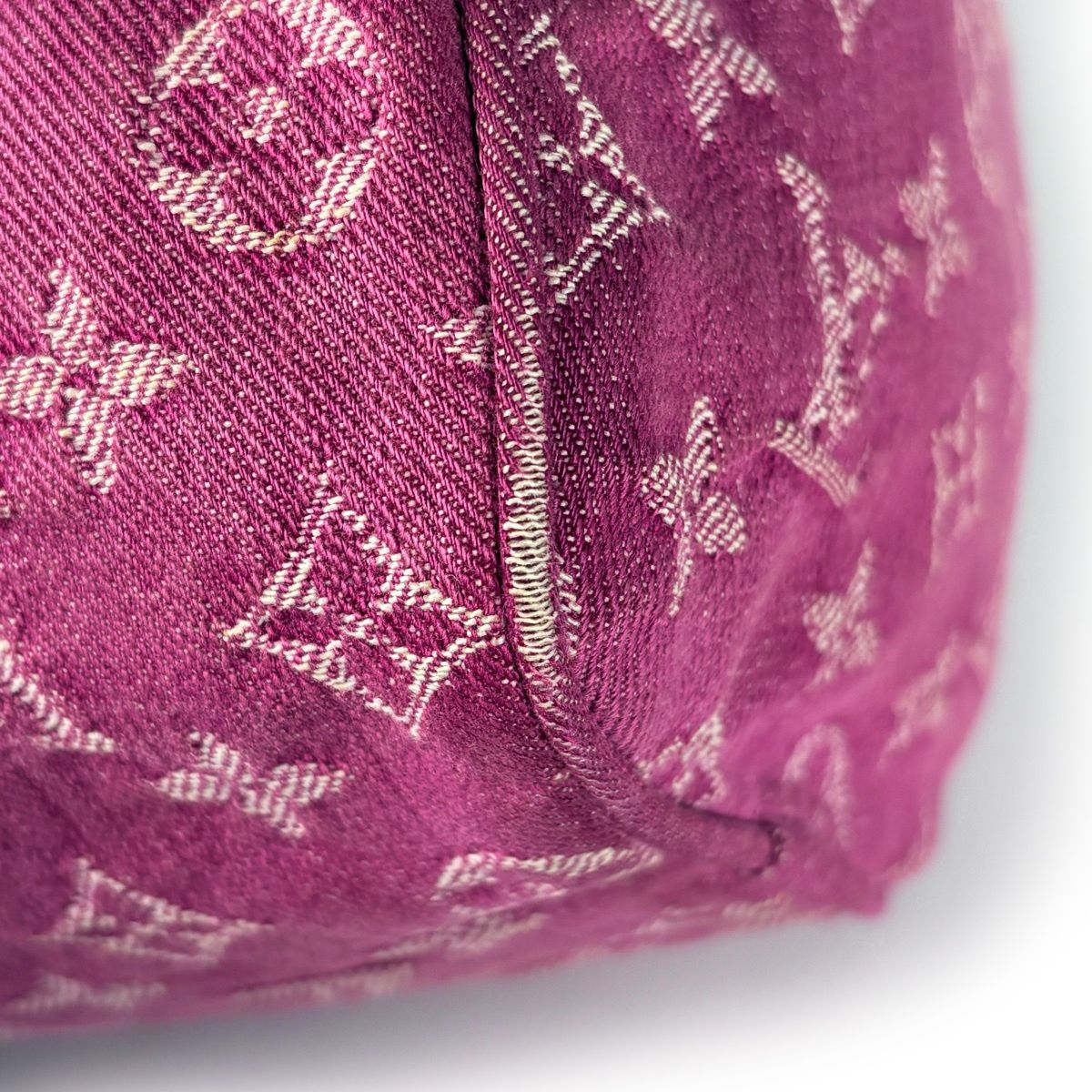 Louis Vuitton Neo Speedy Handbag Monogram Denim Fuchsia — view 3