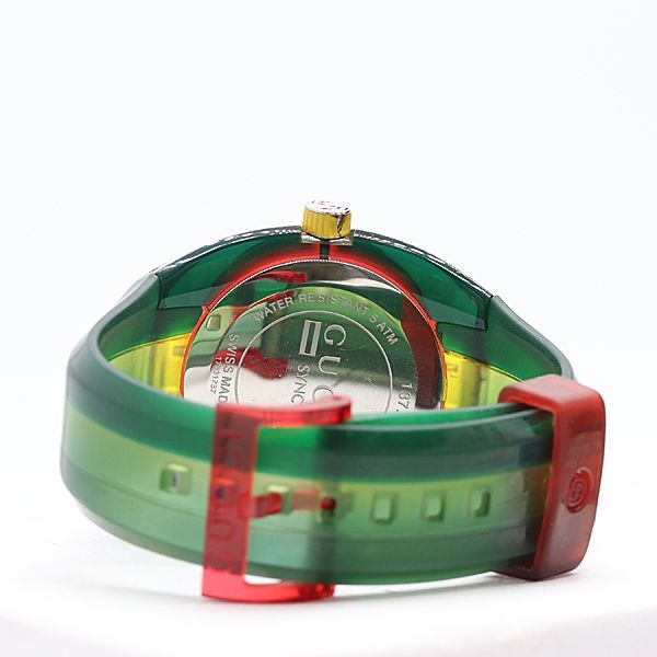 Gucci Sync 137.1 Date Multicolor Dial Watch — view 4