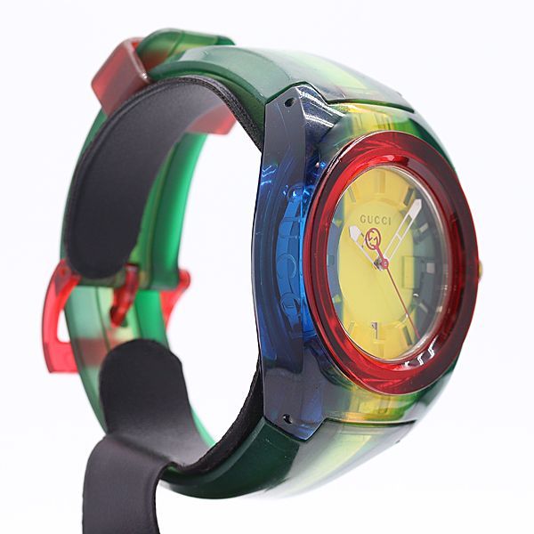 Gucci Sync 137.1 Date Multicolor Dial Watch — view 2