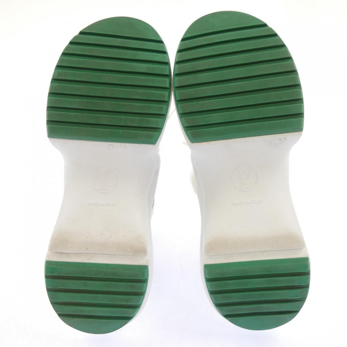 Louis Vuitton Monogram Velvet Archlight Line Sneakers — view 4