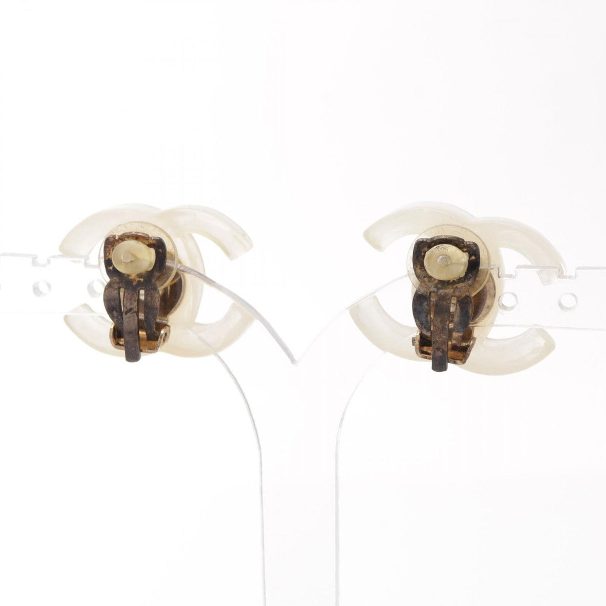 Chanel Earrings CC Logo — view 2