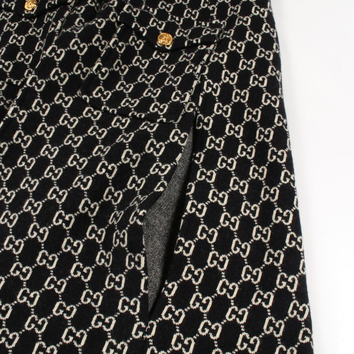 Gucci Poncho GG Jacquard Cape Wool — view 8