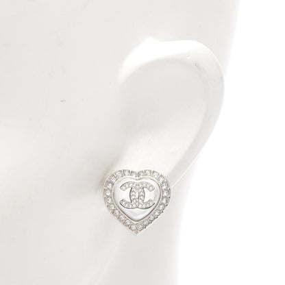 Chanel Earrings Heart CC Logo — view 4